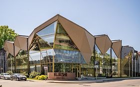 Kurshi Hotel & Spa